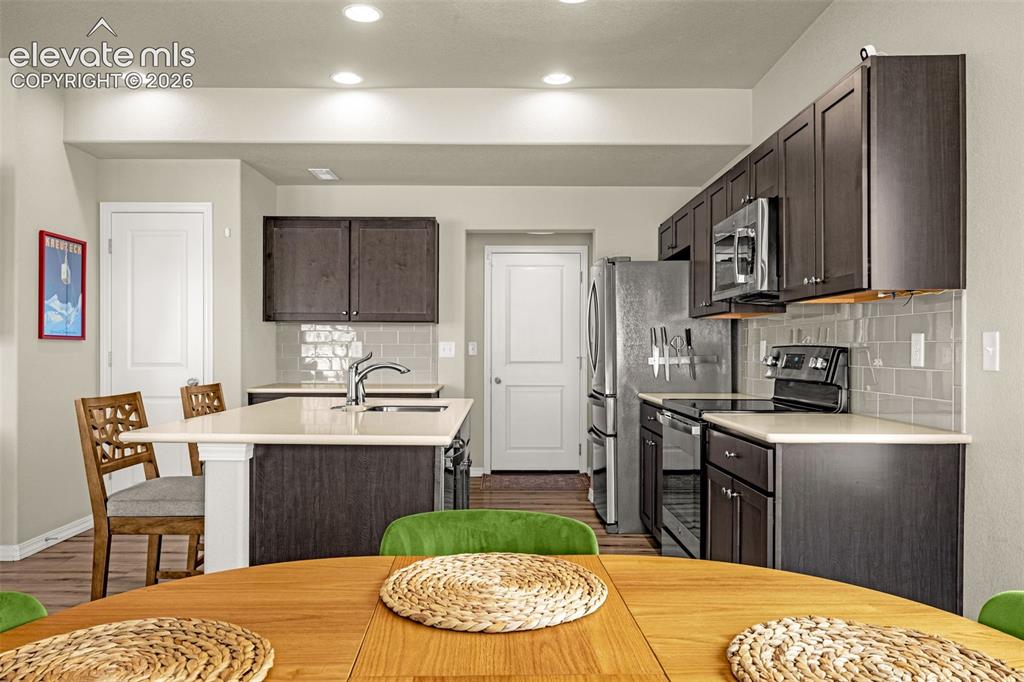 Image 11 of 49: Kitchen