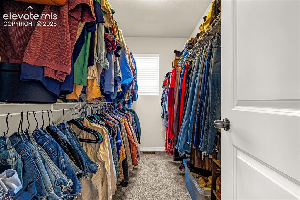 Image 32 of 49: Closet