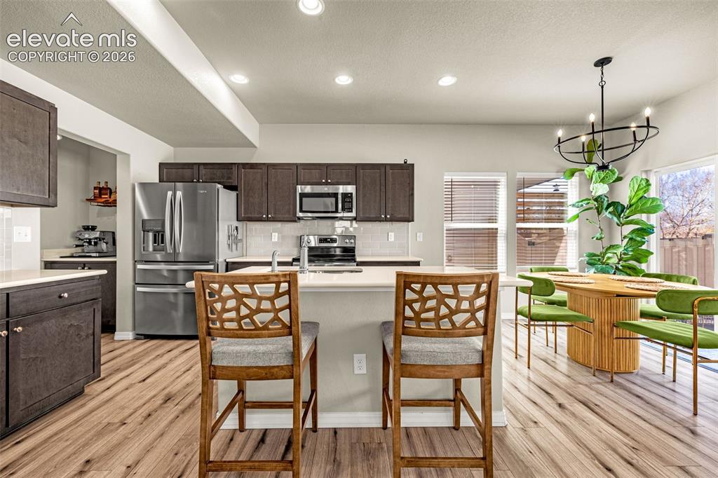 Image 9 of 49: Kitchen