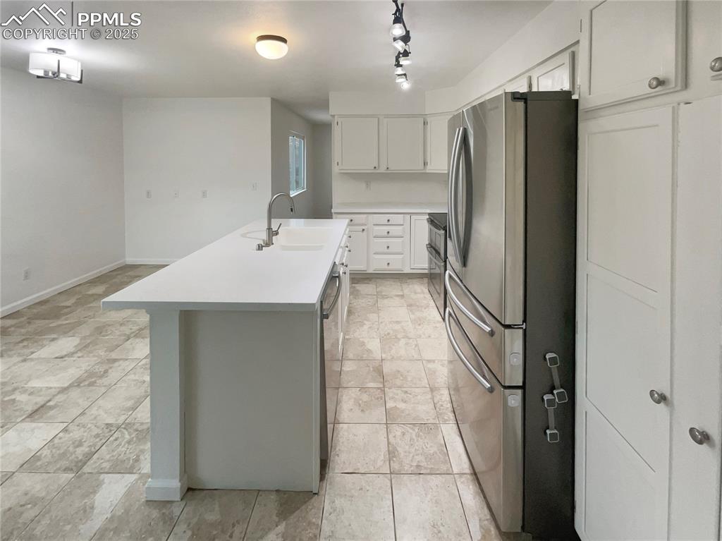 Image 11 of 26: No Description Available