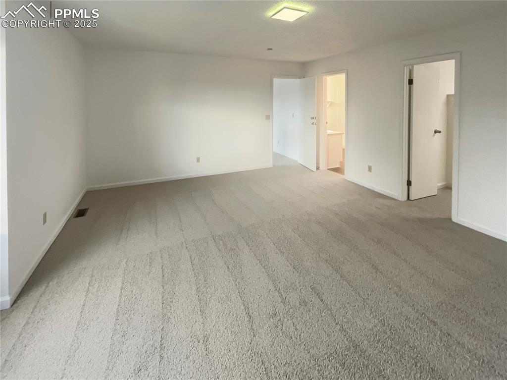 Image 4 of 26: No Description Available