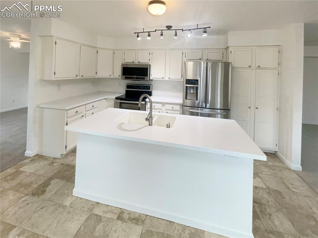 Image 9 of 26: No Description Available