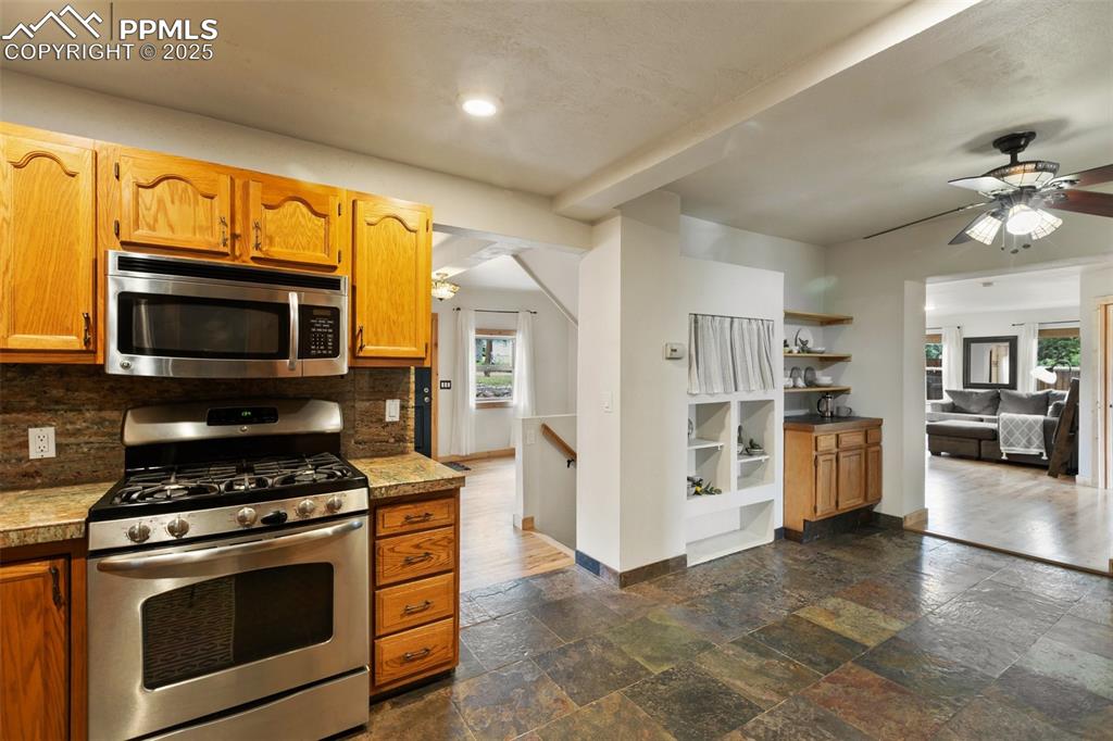 Image 11 of 43: Kitchen