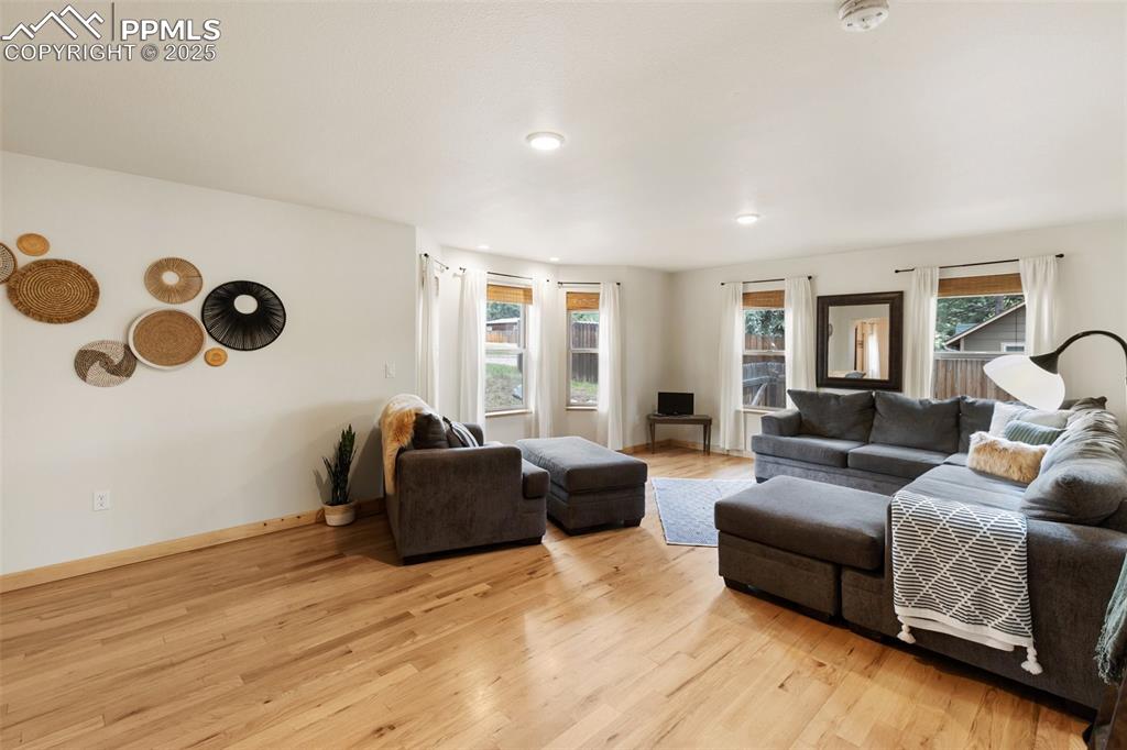 Image 13 of 43: Living Room