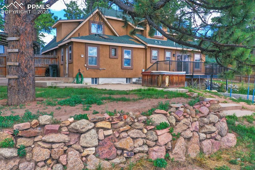 Image 40 of 43: Back of Structure