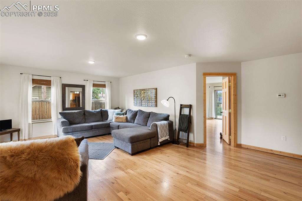 Image 5 of 43: Living Room