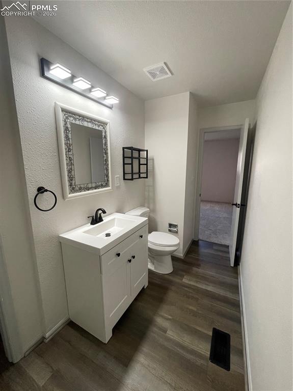 Image 10 of 23: 2 Piece Bath Off Master Bedroom