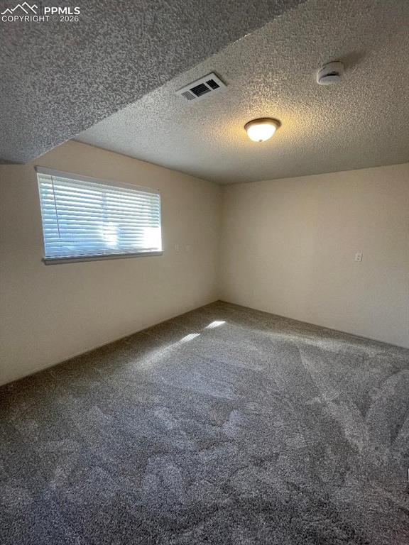 Image 17 of 23: Downstairs Bedroom #3