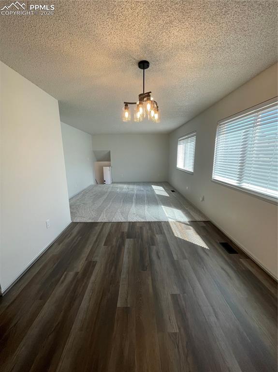 Image 3 of 23: Living / Dining Room