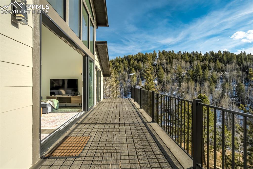 Image 48 of 50: Balcony