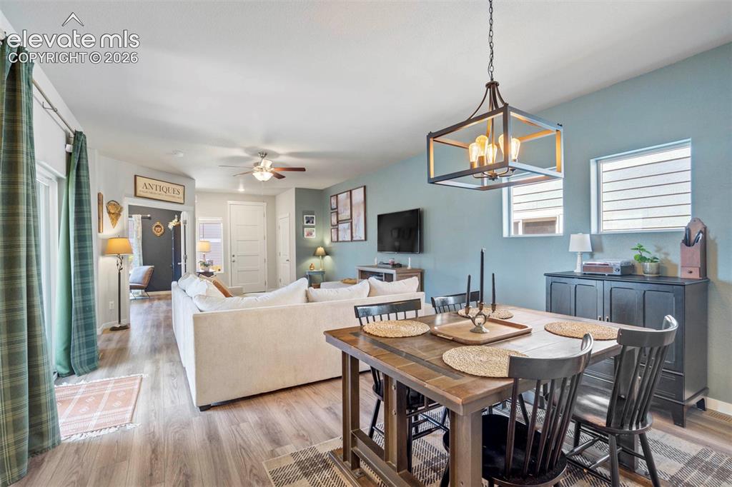 Image 6 of 46: Dining Area
