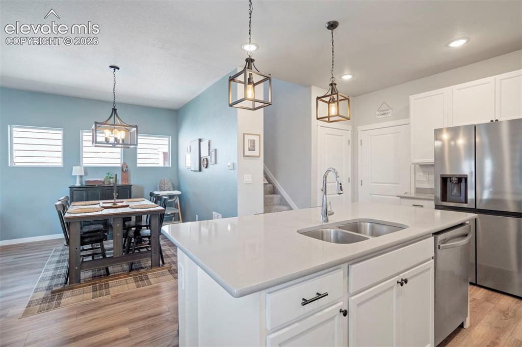Image 9 of 46: Kitchen