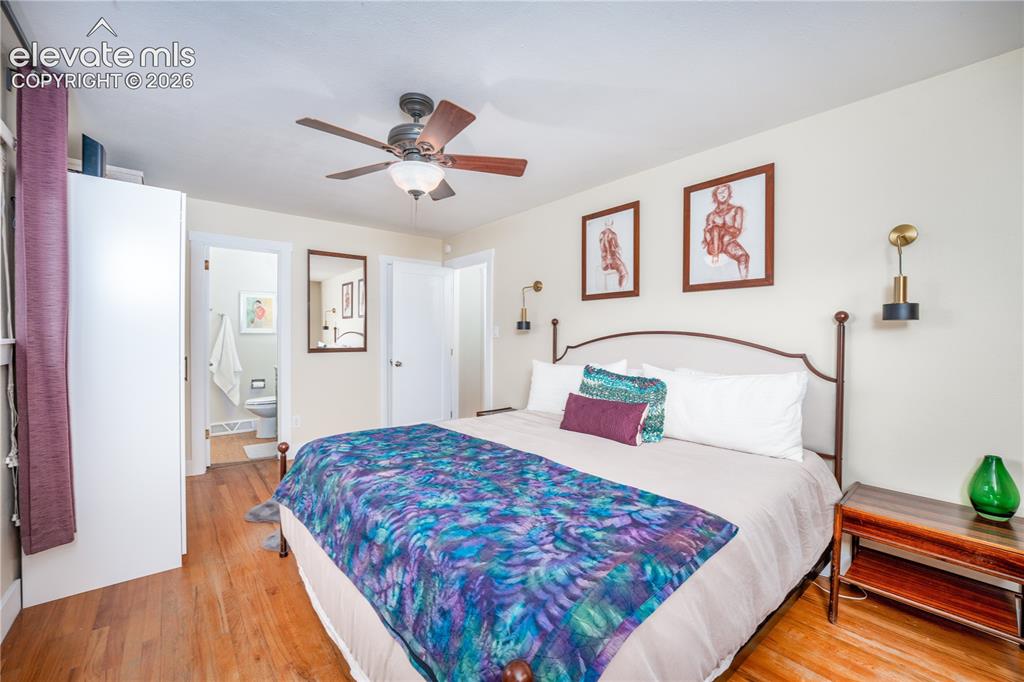 Image 16 of 50: Primary Bedroom #4