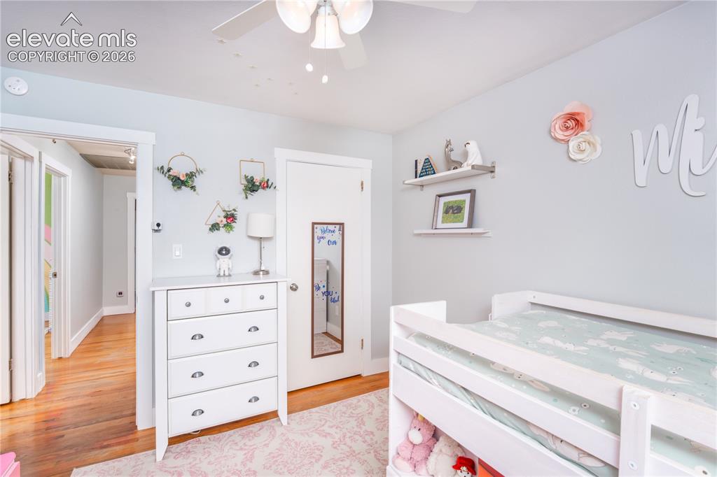 Image 9 of 50: Upstairs Bedroom #1