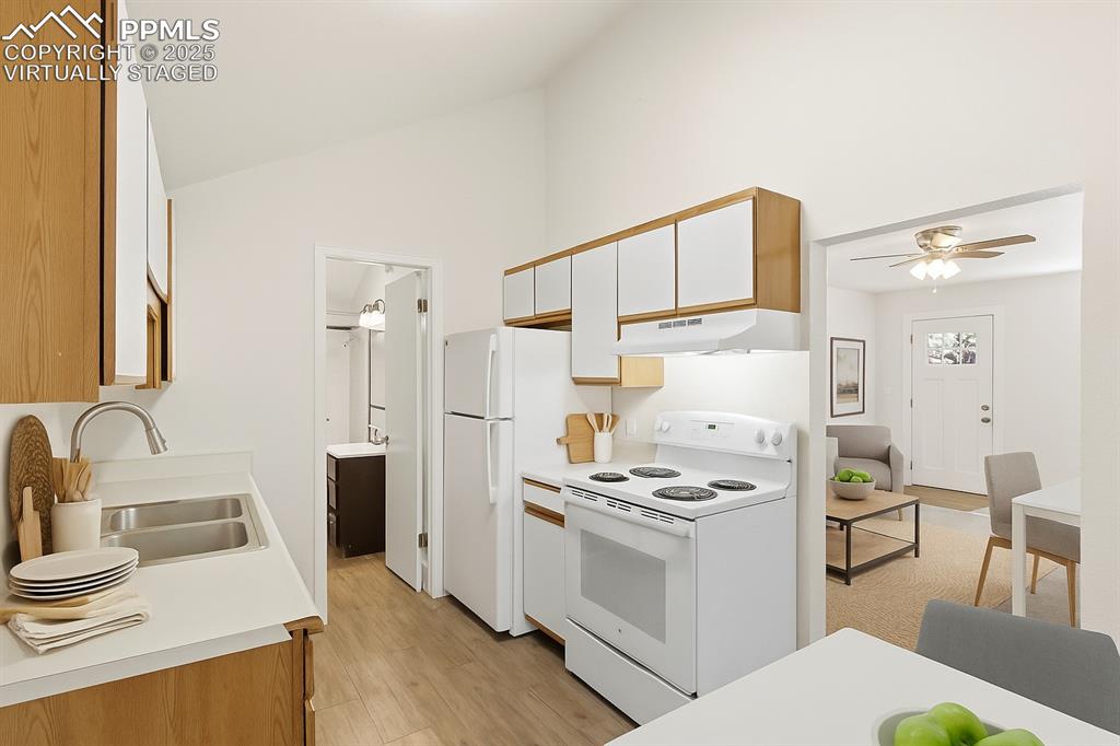 Image 5 of 25: Virtually Staged