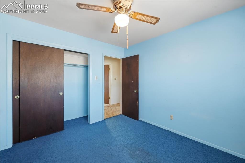 Image 16 of 33: Upper bedroom #1