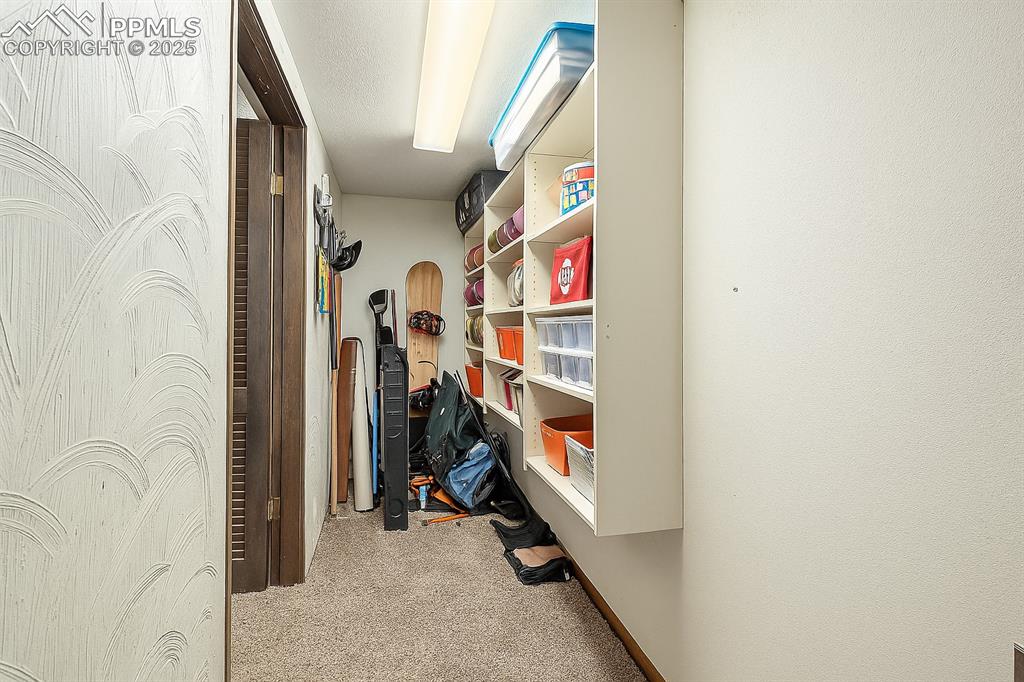 Image 16 of 20: Storage