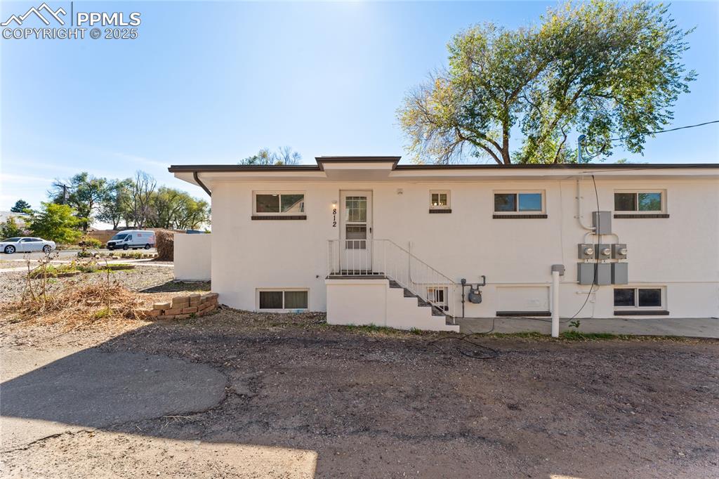 Image 40 of 50: Back of Structure