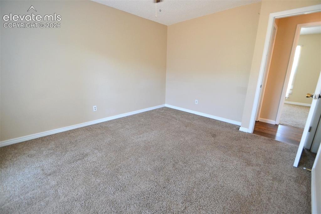 Image 21 of 42: Bedroom