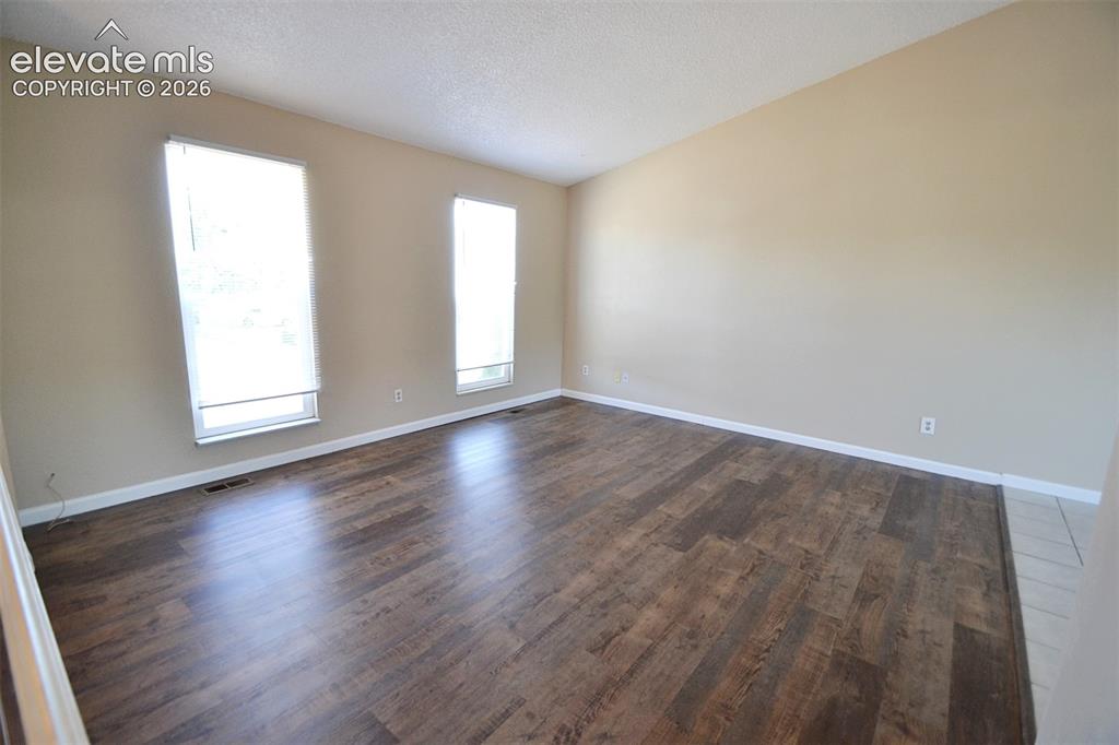 Image 4 of 42: Living Room