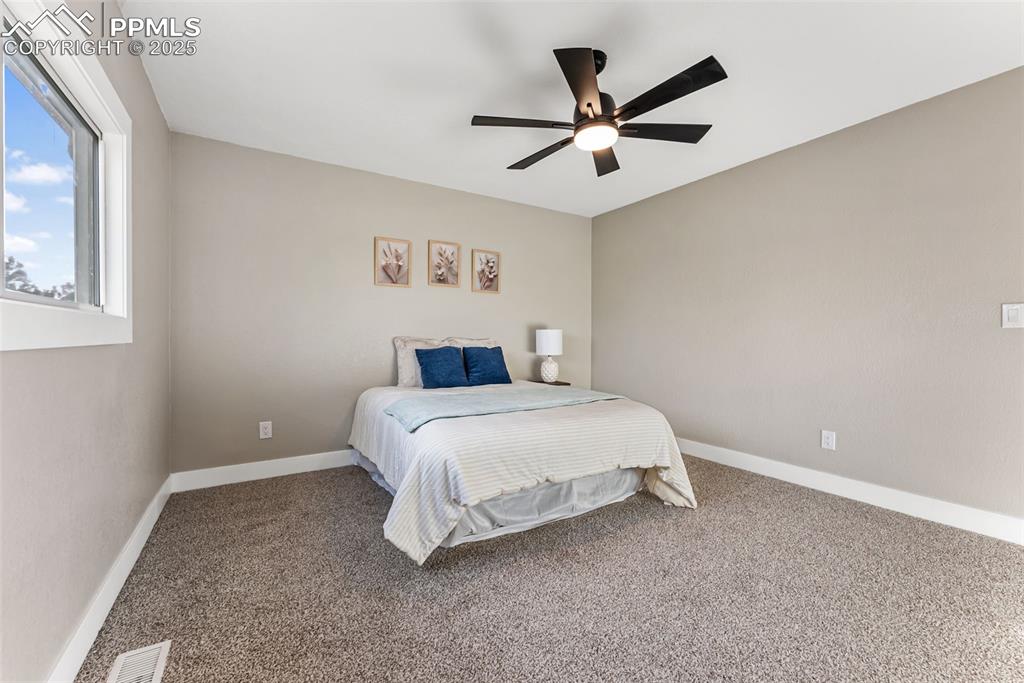 Image 20 of 46: Bedroom