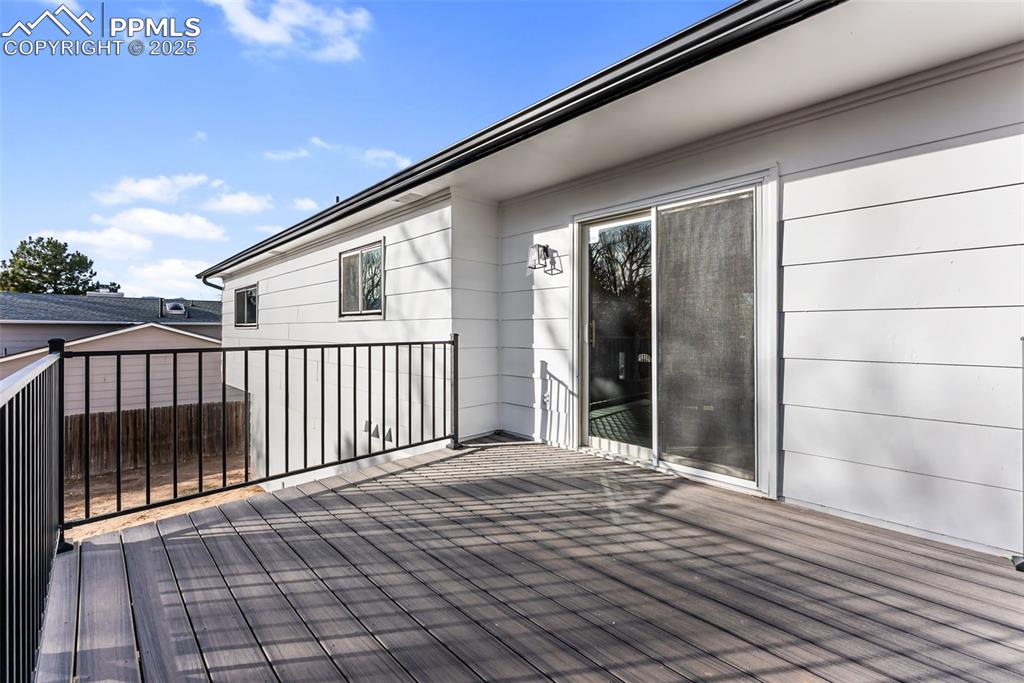 Image 39 of 46: Deck