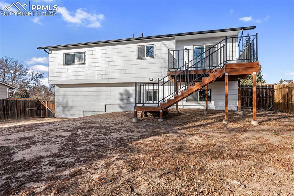 Image 42 of 46: Back of Structure