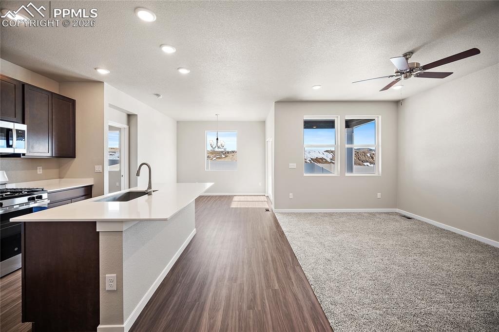 Image 8 of 34: Kitchen