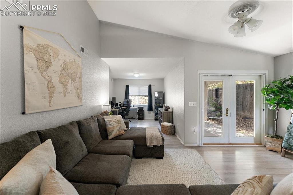 Image 6 of 27: Living Room