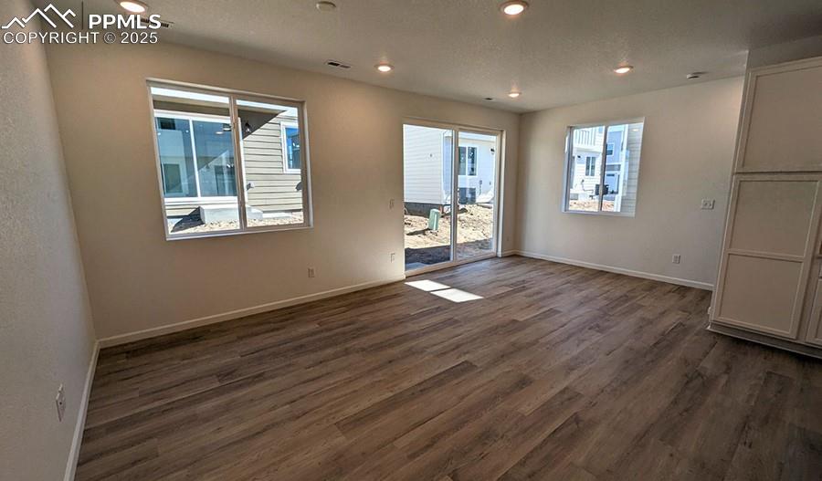 Image 3 of 12: No Description Available