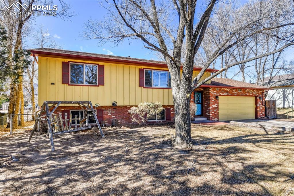 Image 39 of 50: Front of Structure