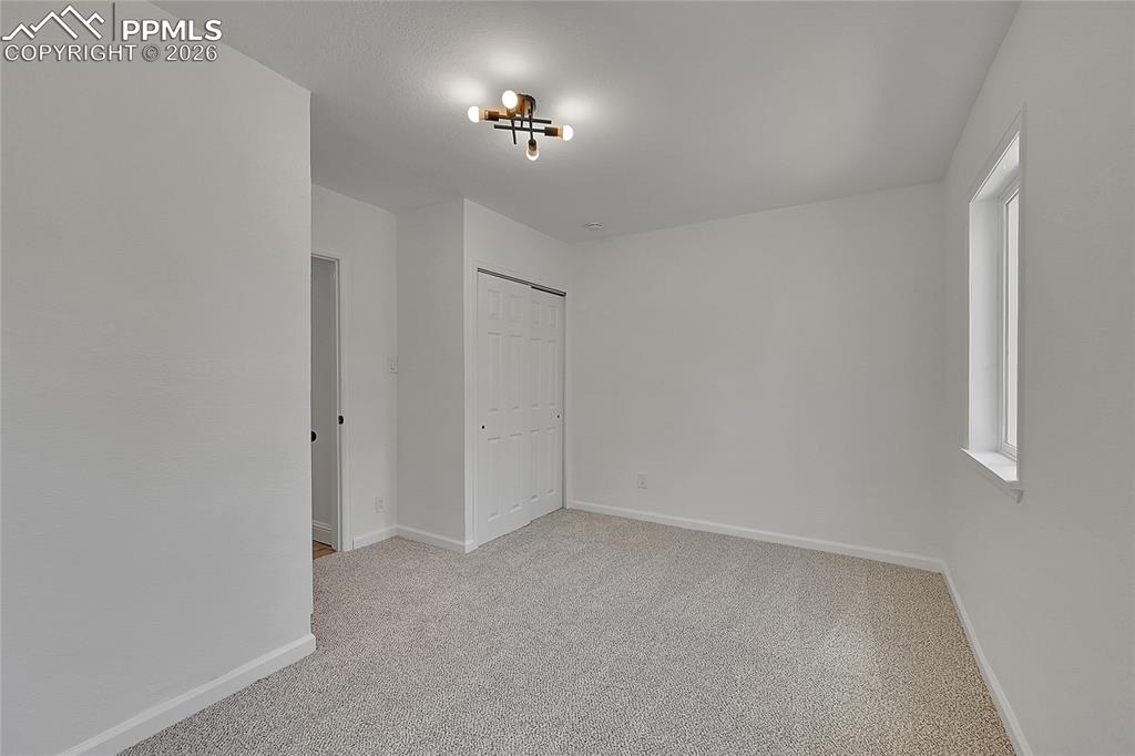 Image 32 of 41: Bedroom