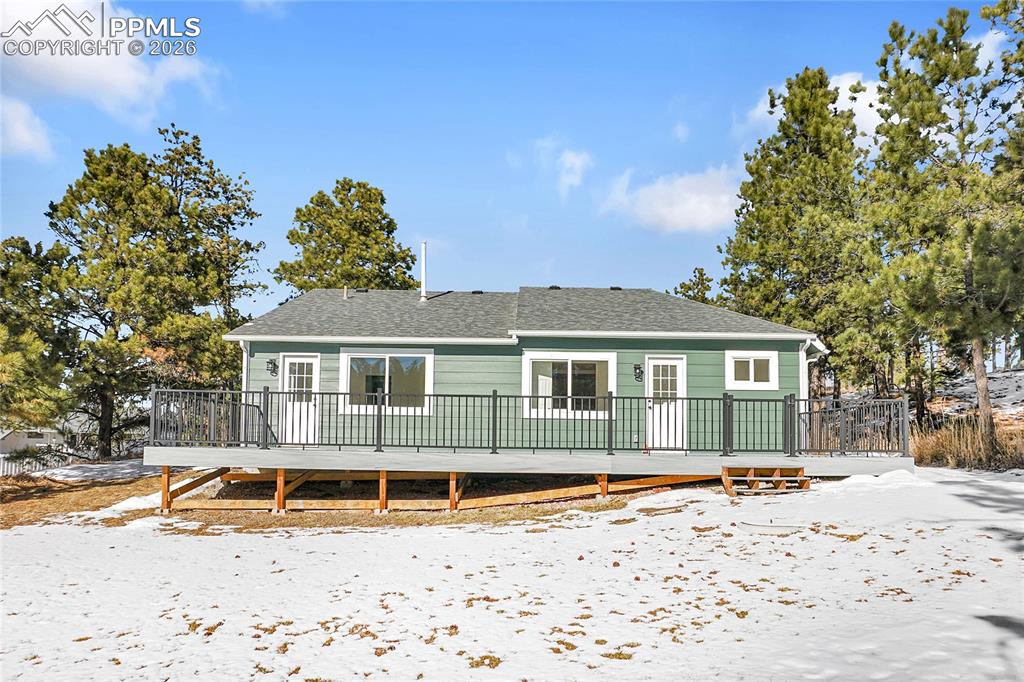 Image 40 of 41: Front of Structure