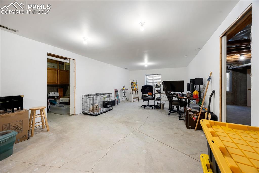 Image 33 of 50: Basement