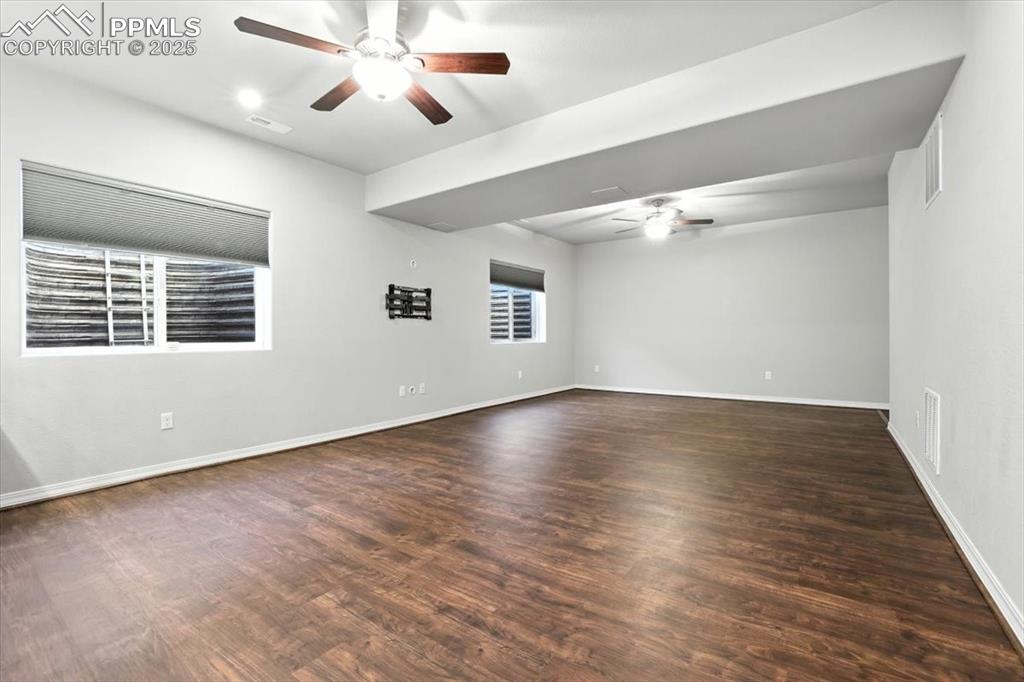 Image 31 of 49: Recreation Room