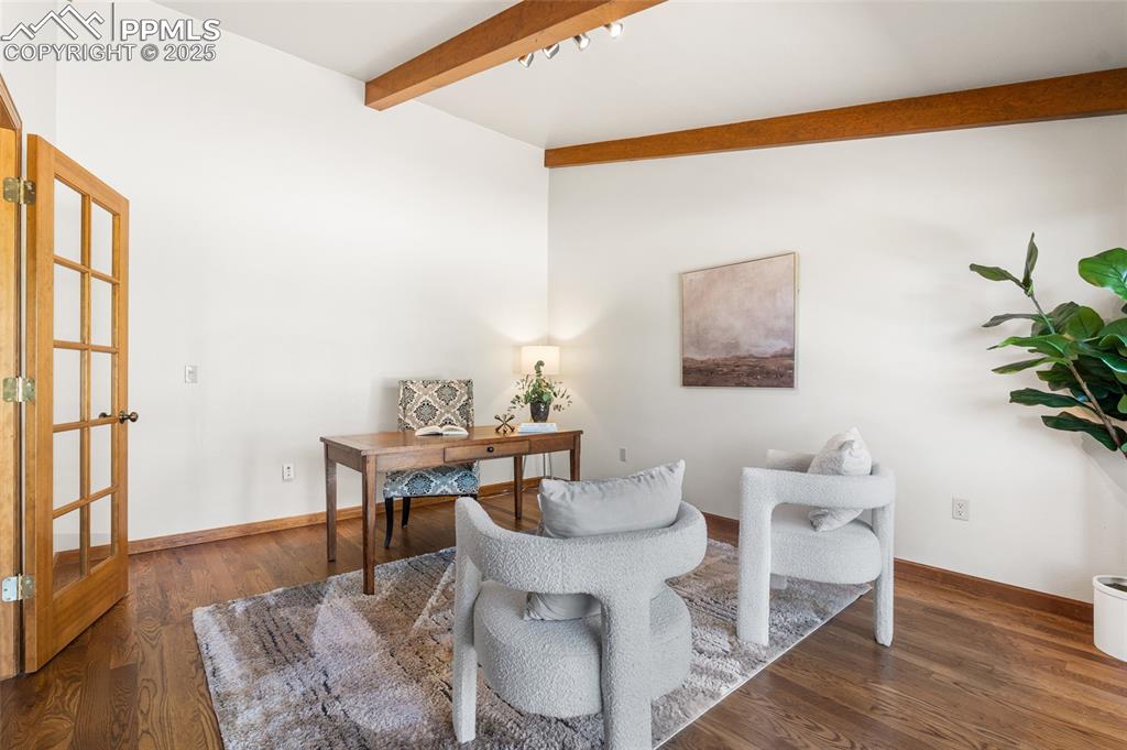 Image 17 of 36: Office/Bedroom/Flex Room