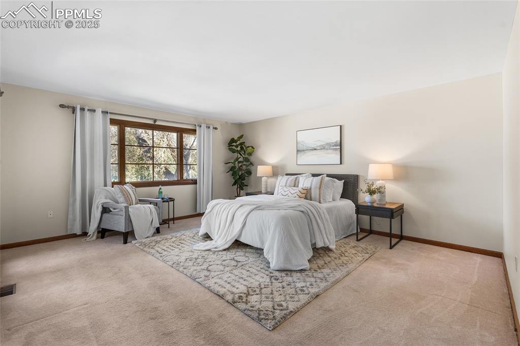 Image 19 of 36: Master Bedroom