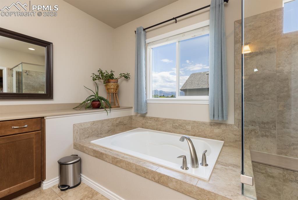 Image 19 of 44: Master Bathroom