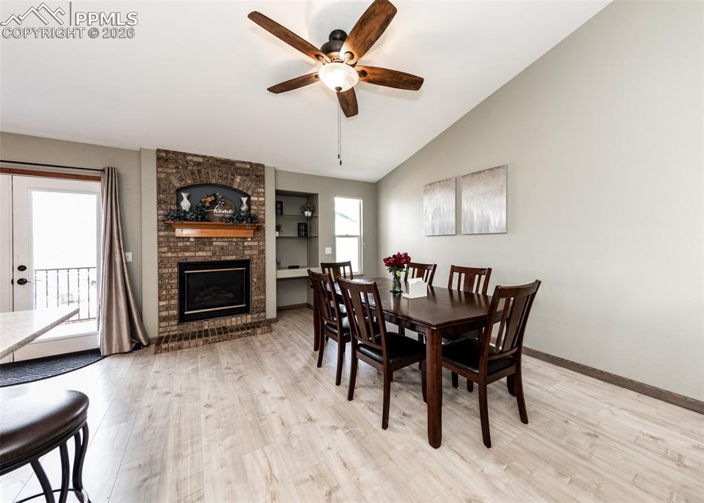 Image 11 of 43: Dining Area