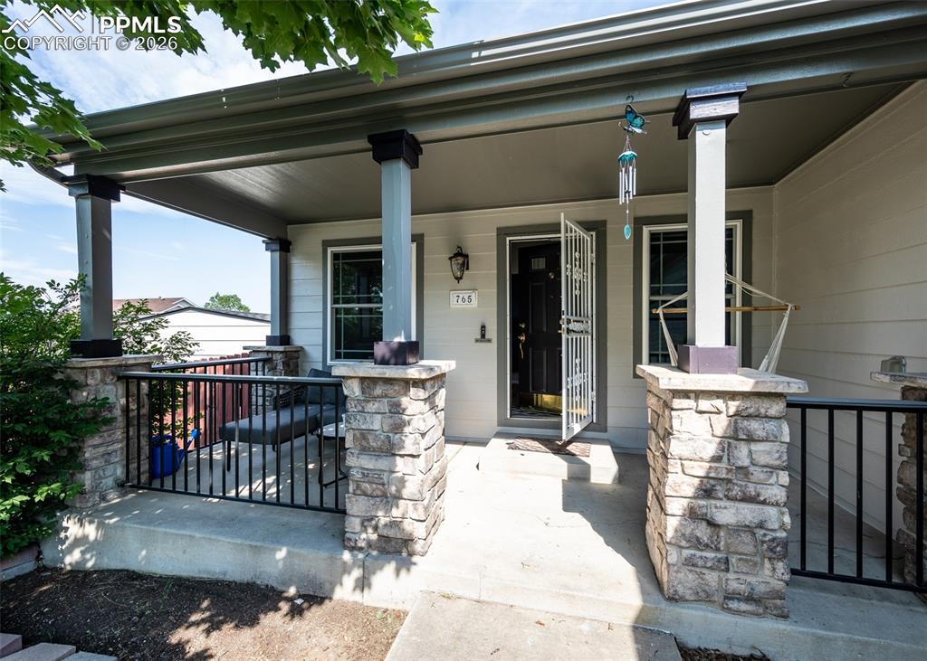 Image 2 of 43: Entry