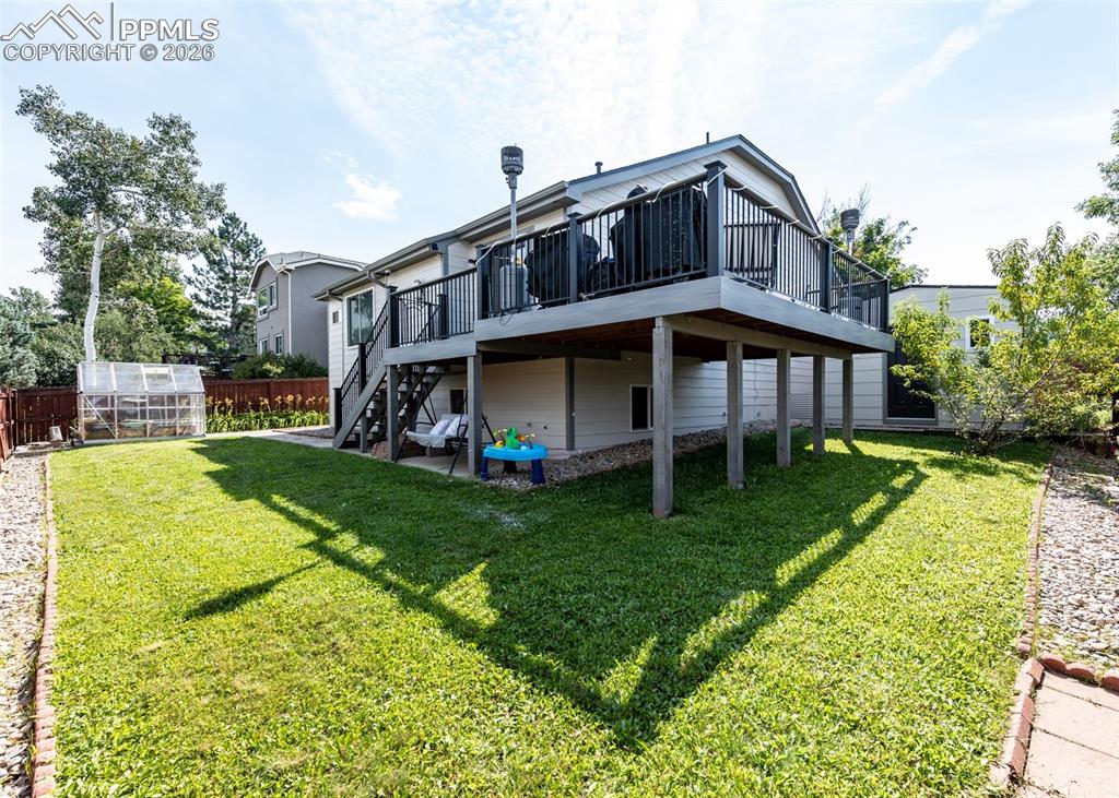 Image 37 of 43: Back of Structure