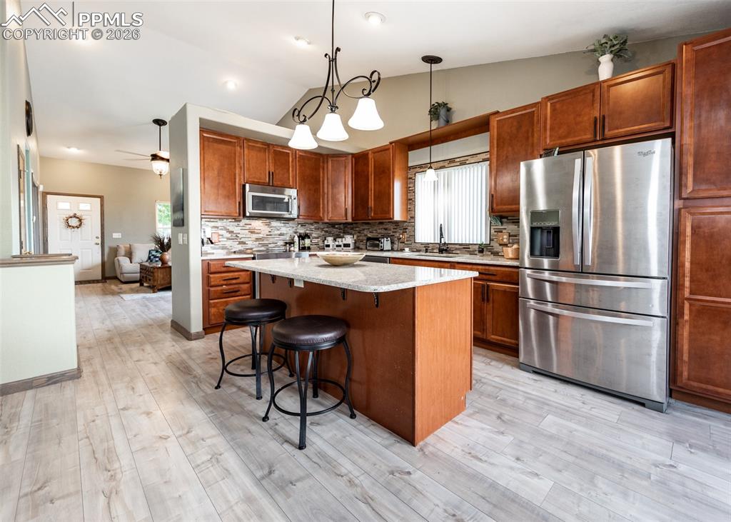 Image 6 of 43: Kitchen