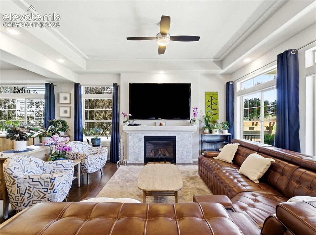 Image 12 of 50: Living Room