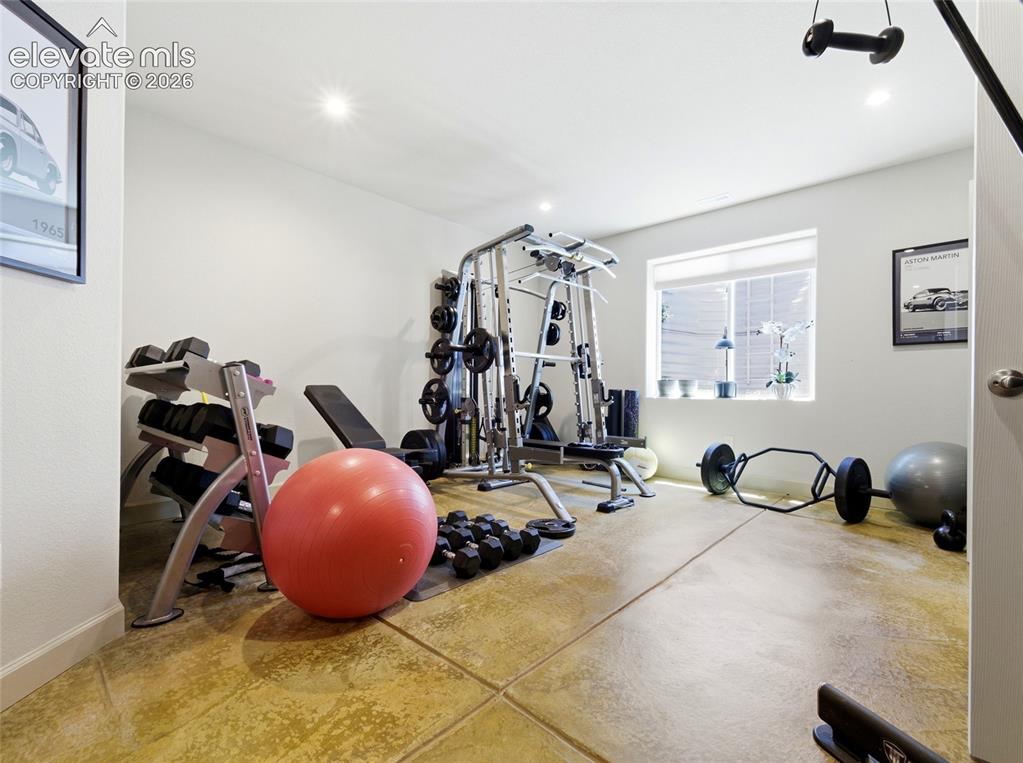 Image 34 of 50: Exercise Room