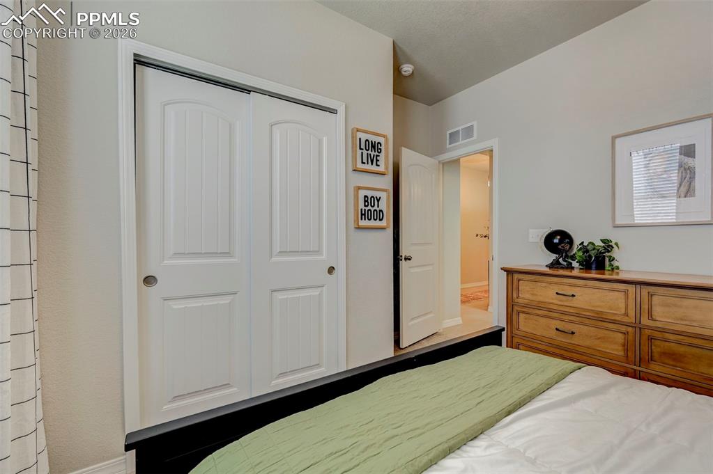 Image 23 of 41: Bedroom