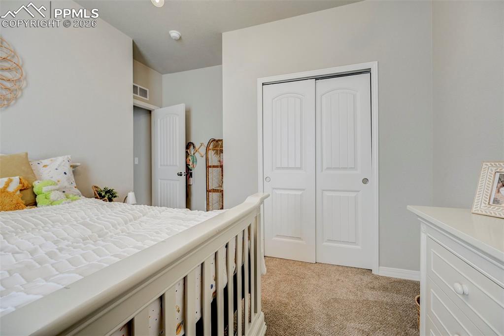 Image 25 of 41: Bedroom