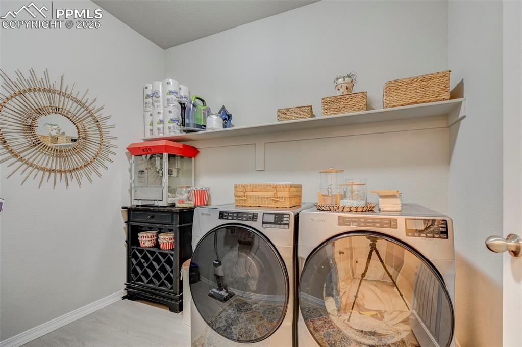 Image 27 of 41: Laundry