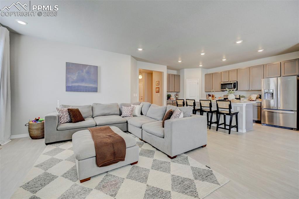 Image 5 of 41: Living Room