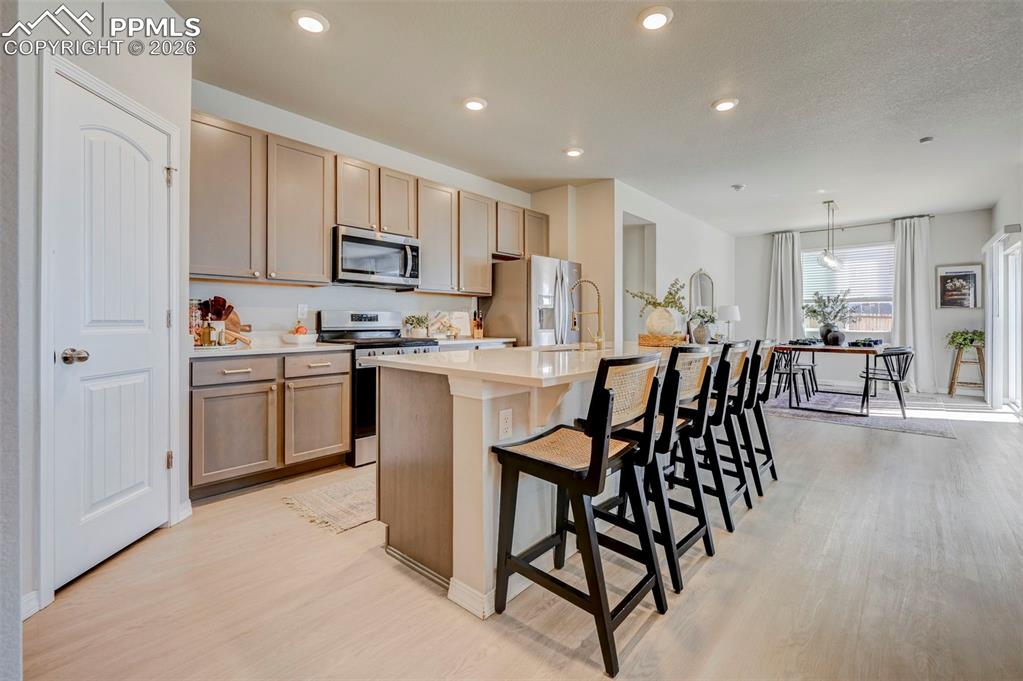 Image 9 of 41: Kitchen