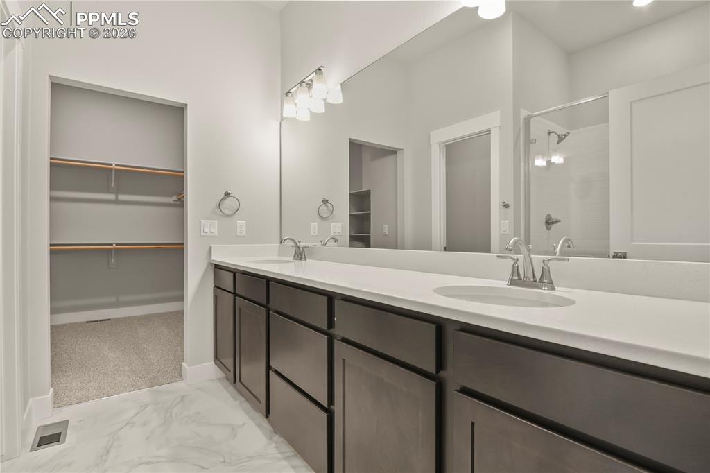 Image 16 of 33: Master Bathroom